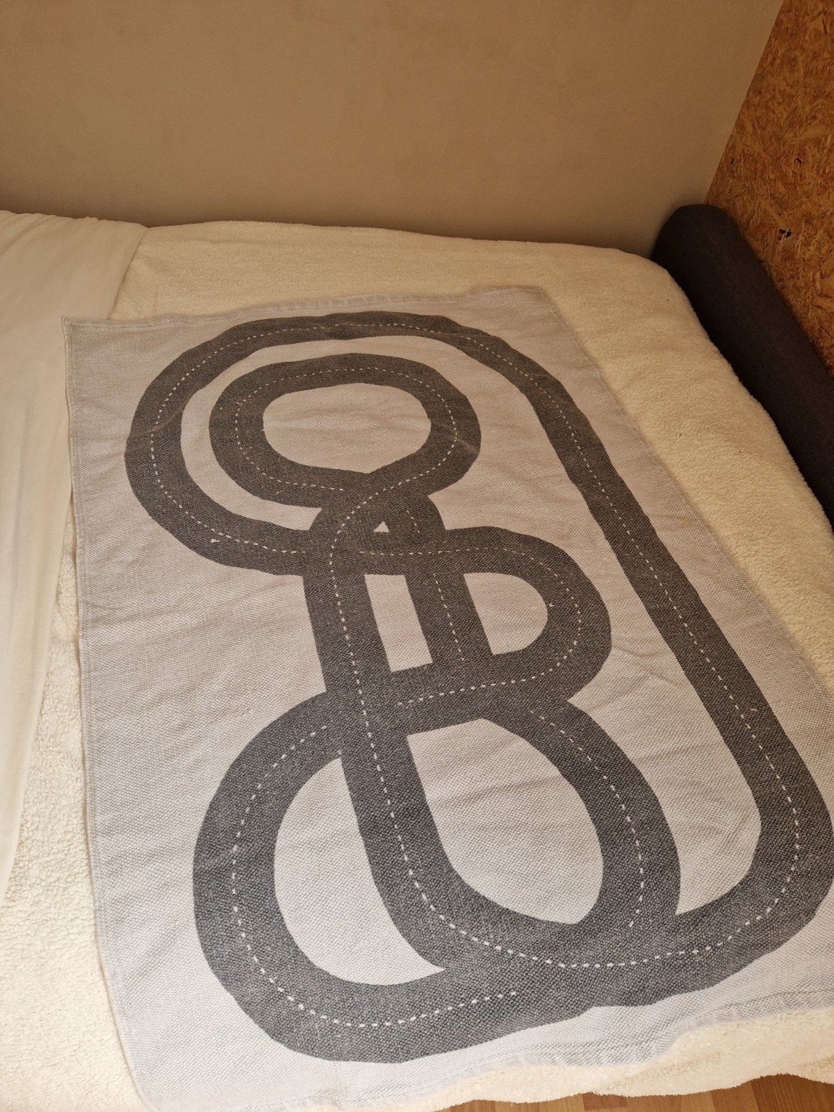 Leuk speelkleed met wegenpatroon van H&M, Speelkleed, Wegenpatroon, 100 tot 150 cm, Wit, Zo goed als nieuw