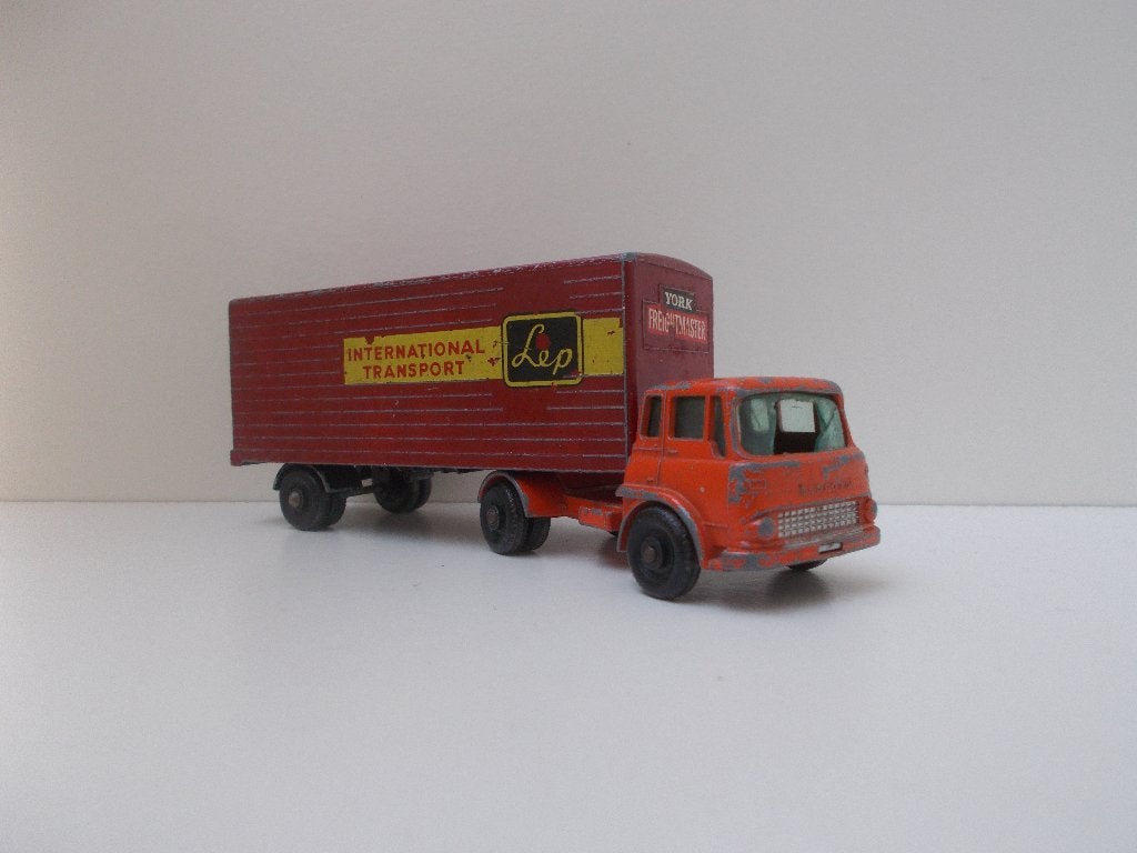 6864 Beford Tractor + York Freightmaster Lesney Matchbox, Ophalen of Verzenden, Gebruikt, Bus of Vrachtwagen