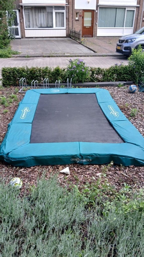 Trampoline 215 x 310 cm, Ophalen, Gebruikt