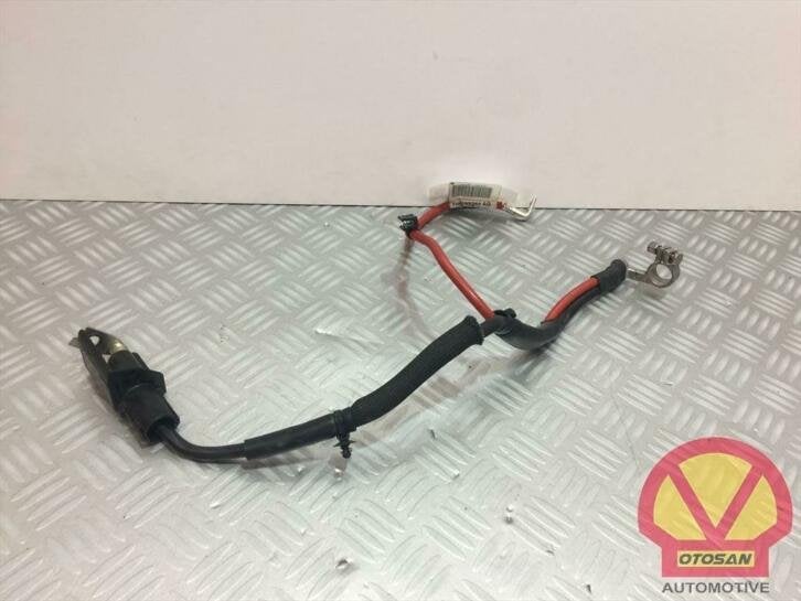 vw golf 7 facelift accukabel accu startmotor kabel 5q0971228, Gebruikt, Volkswagen, Volkswagen AG, Berliner Ring 2
38440  Wolfsburg, DE