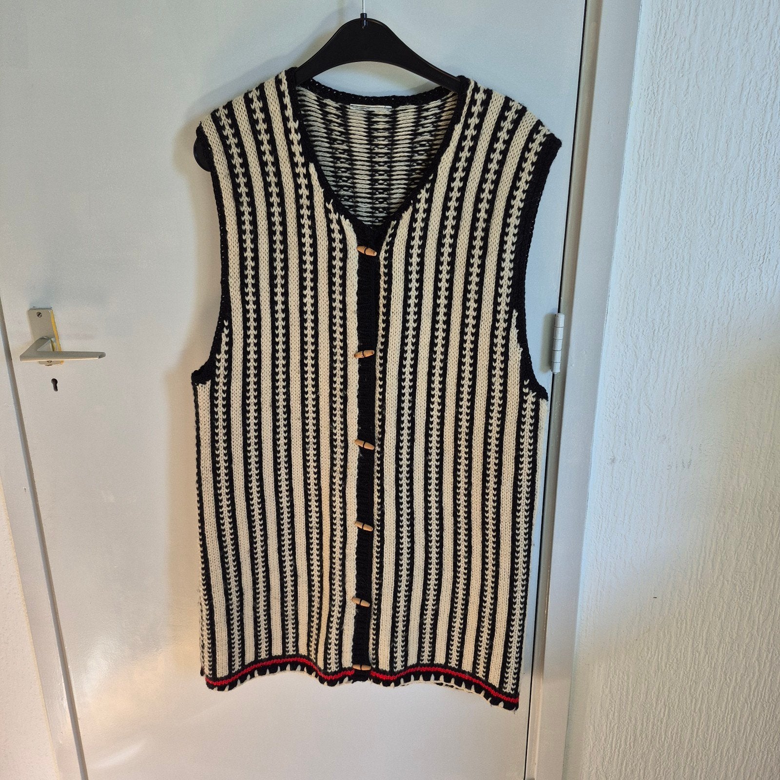 Dames wollen spencer XL zwart/beige - Zeer goed, Ophalen of Verzenden, Zo goed als nieuw, Maat 46/48 (XL) of groter, Zwart
