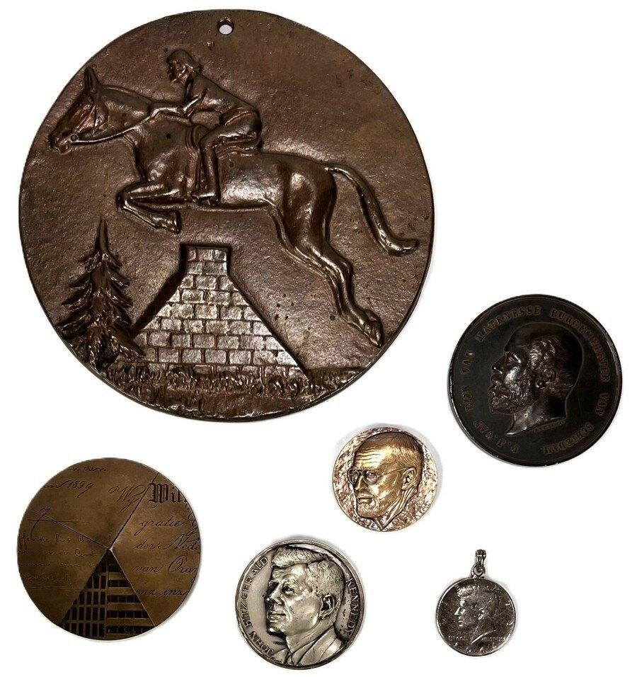 1074. Penningen en plaquette, 1891–1989, Antiek en Kunst, Ophalen of Verzenden