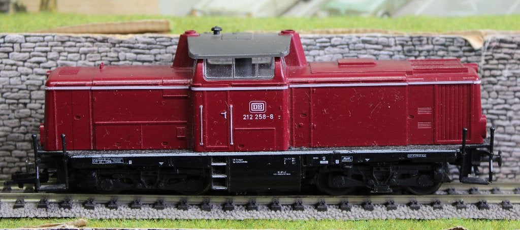 Diesel locomotief Br. 212, Fleischmann, Ophalen of Verzenden, Zo goed als nieuw, Gelijkstroom
