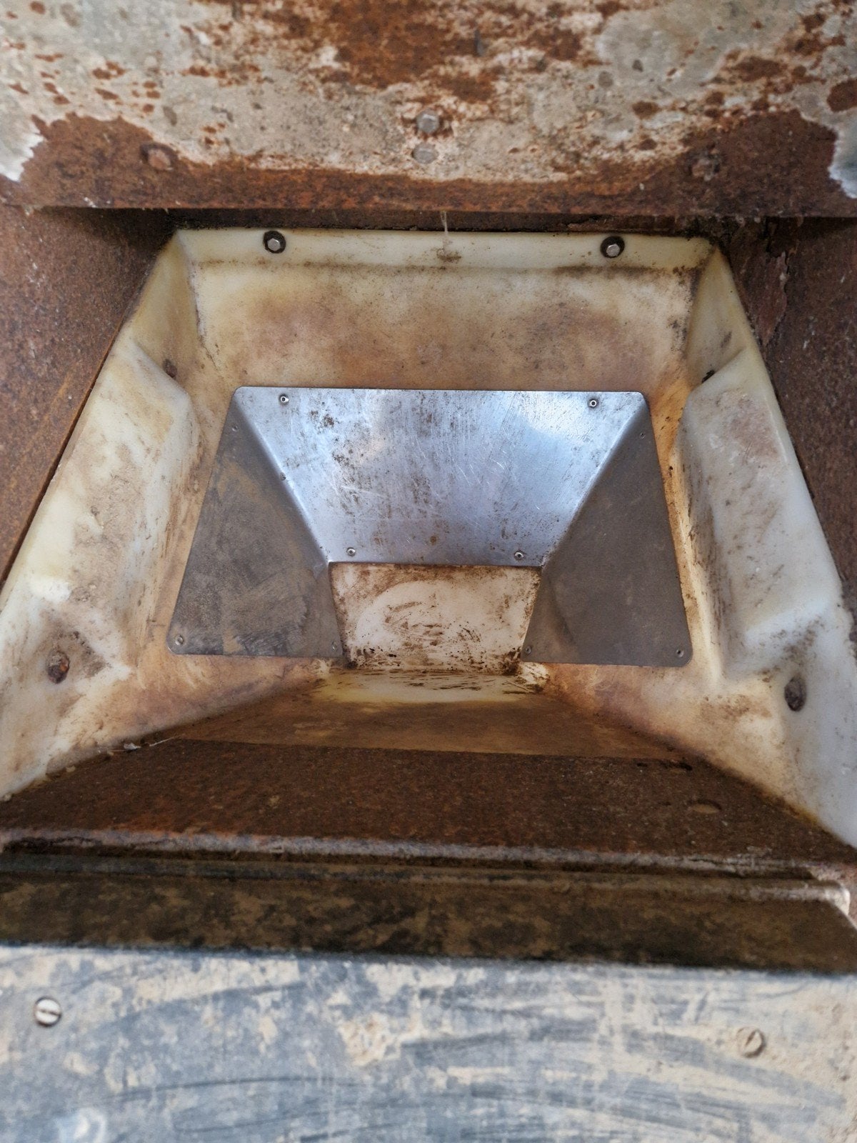 Krachtvoerbox voor rundvee in gegalvaniseerd hekwerk., Ophalen, Gebruikt, 100 cm of meer, Binnen