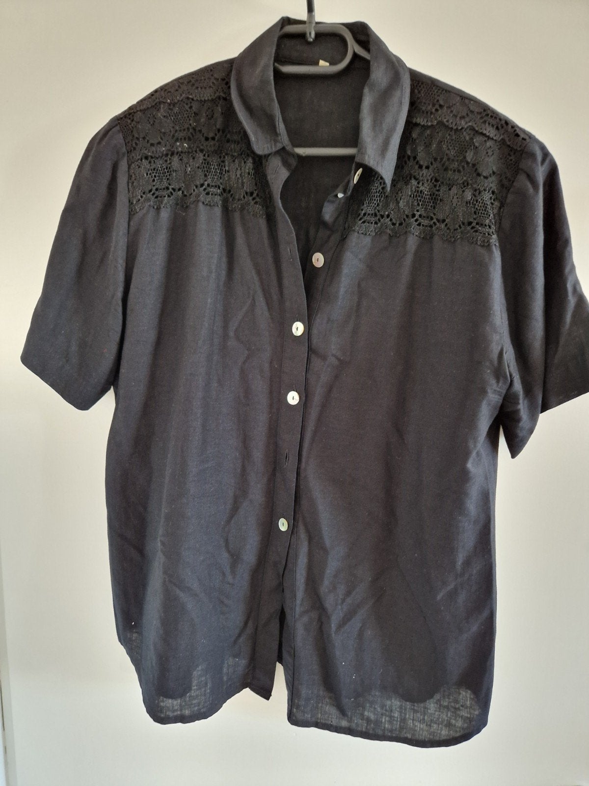 mooie zwarte blouse met korte mouw maat 46, Ophalen of Verzenden, Zo goed als nieuw, Maat 46/48 (XL) of groter, Zwart