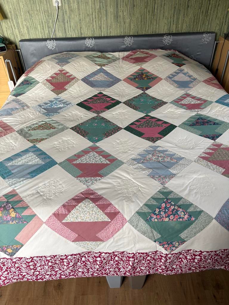 Handgemaakte Patchwork Quilt - Vintage Stijl, Ophalen of Verzenden