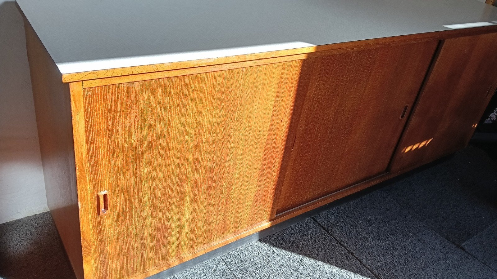 Vintage Jaren '60 Schoolkast / Dressoir, Ophalen, Teakhout, 200 cm of meer, Midcentury