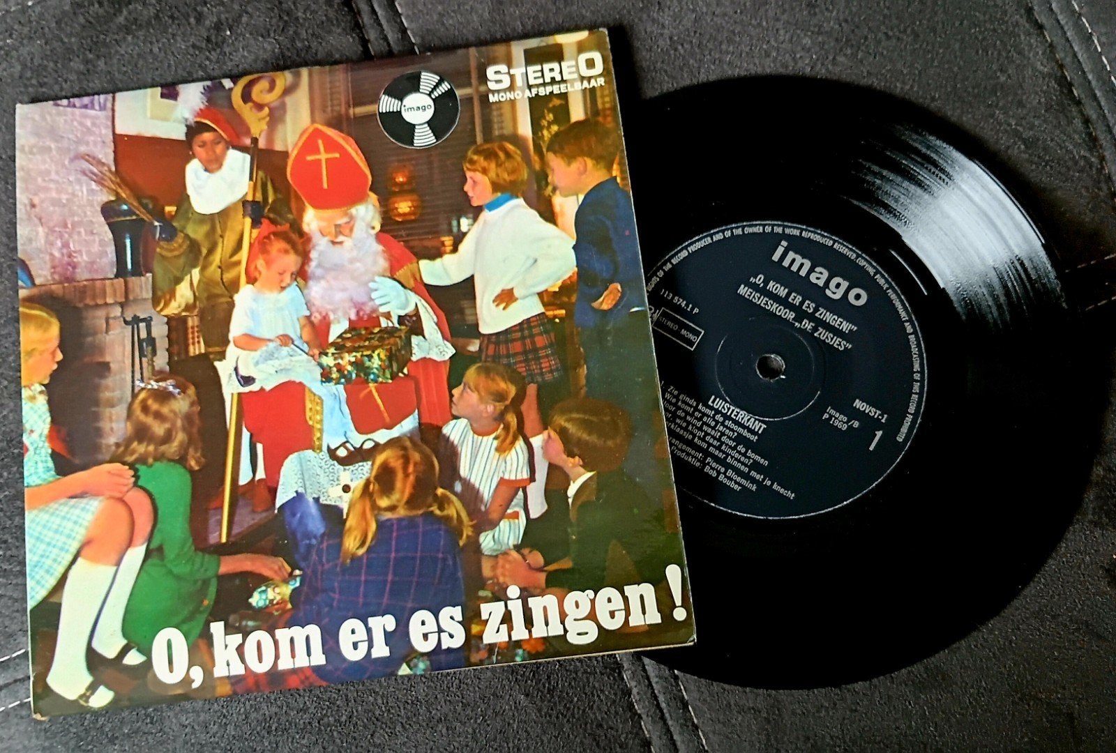 Single O, kom er es zingen! Sinterklaasliedjes 
Meisjeskoor, Cd's en Dvd's, Ophalen of Verzenden, Gebruikt, Nederlandstalig