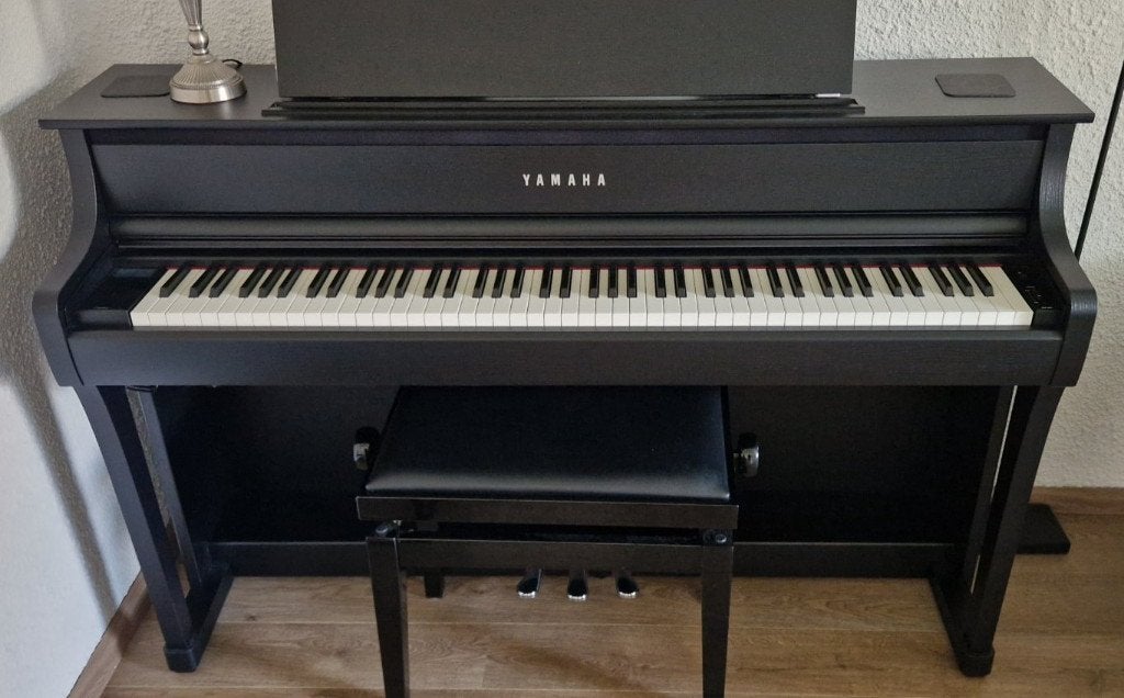 Yamaha CLP-875B piano (slechts 6 maanden oud), Ophalen, Zwart, Digitaal, Zo goed als nieuw