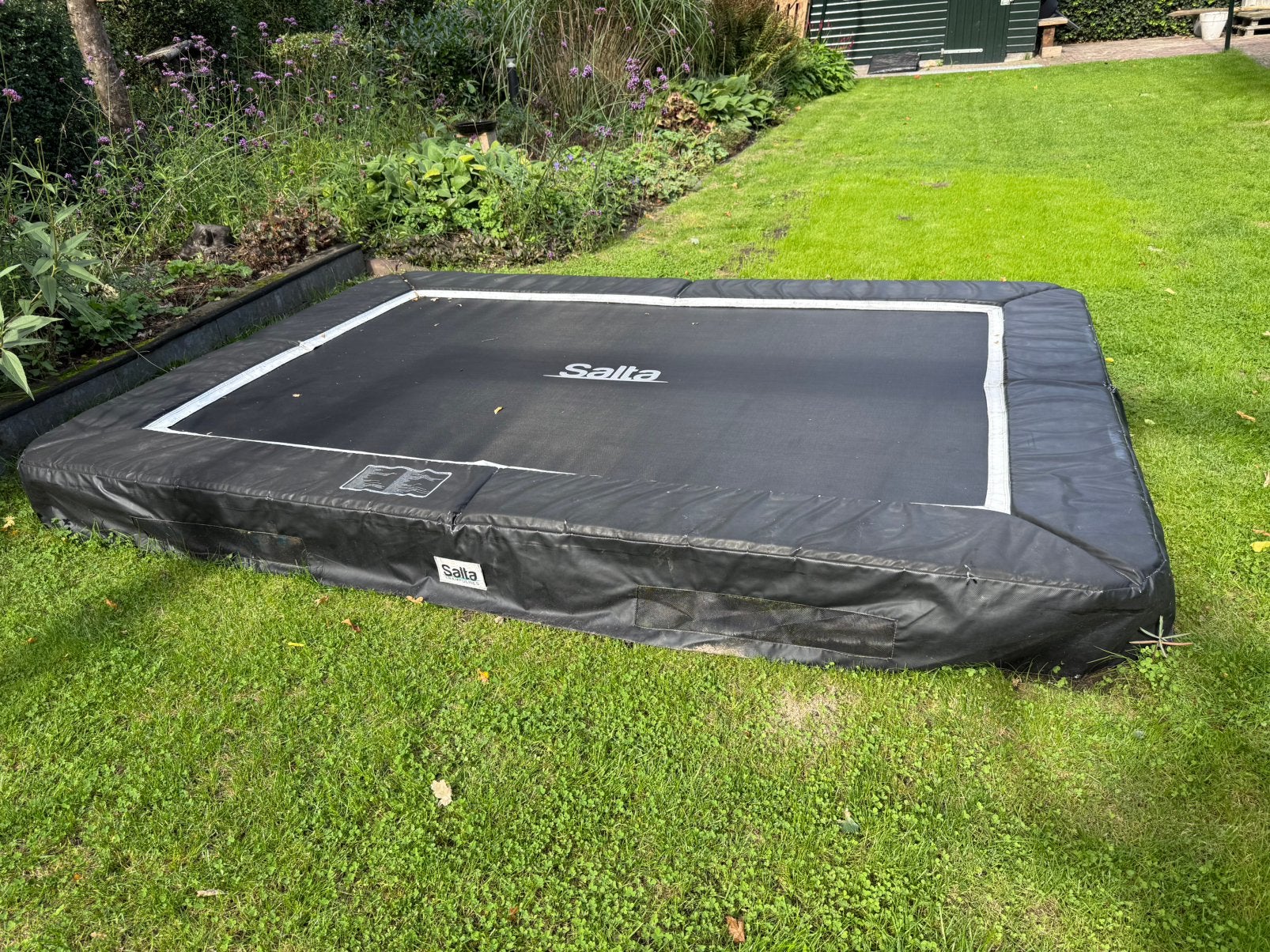 Salta trampoline inground