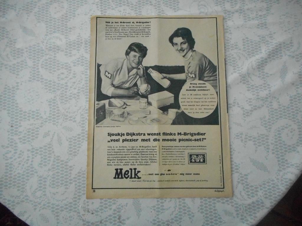 Sjoukje Dijkstra. Kunstschaatsen. Advertentie melk. 1959., Ophalen of Verzenden, 1940 tot 1960, Nederland, Knipsel(s)