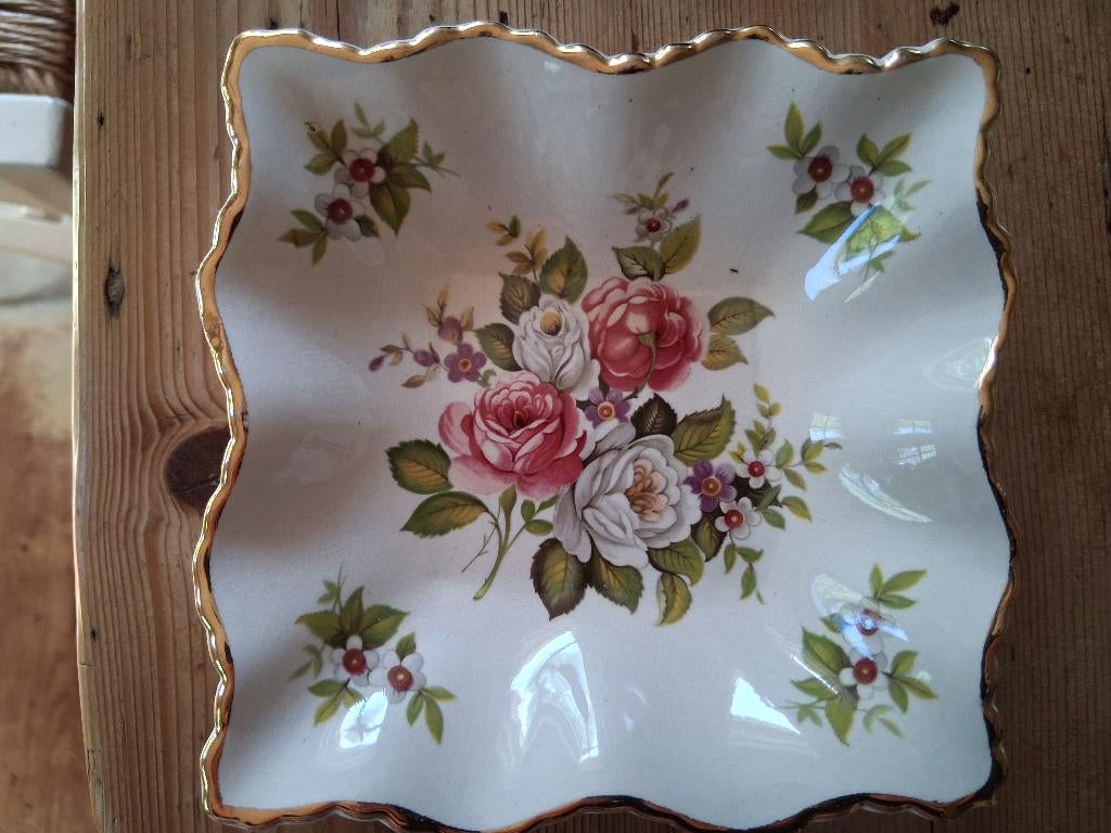 Engels Vierkant / Bonbonschaaltje bloemboeket / roze roos, Ophalen of Verzenden