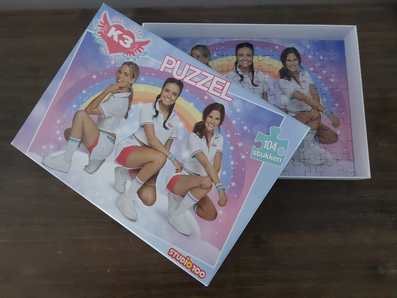 K3 Puzzel van Studio 100 - 104 stukjes, Verzenden, Meer dan 50 stukjes, Zo goed als nieuw, 6 jaar of ouder