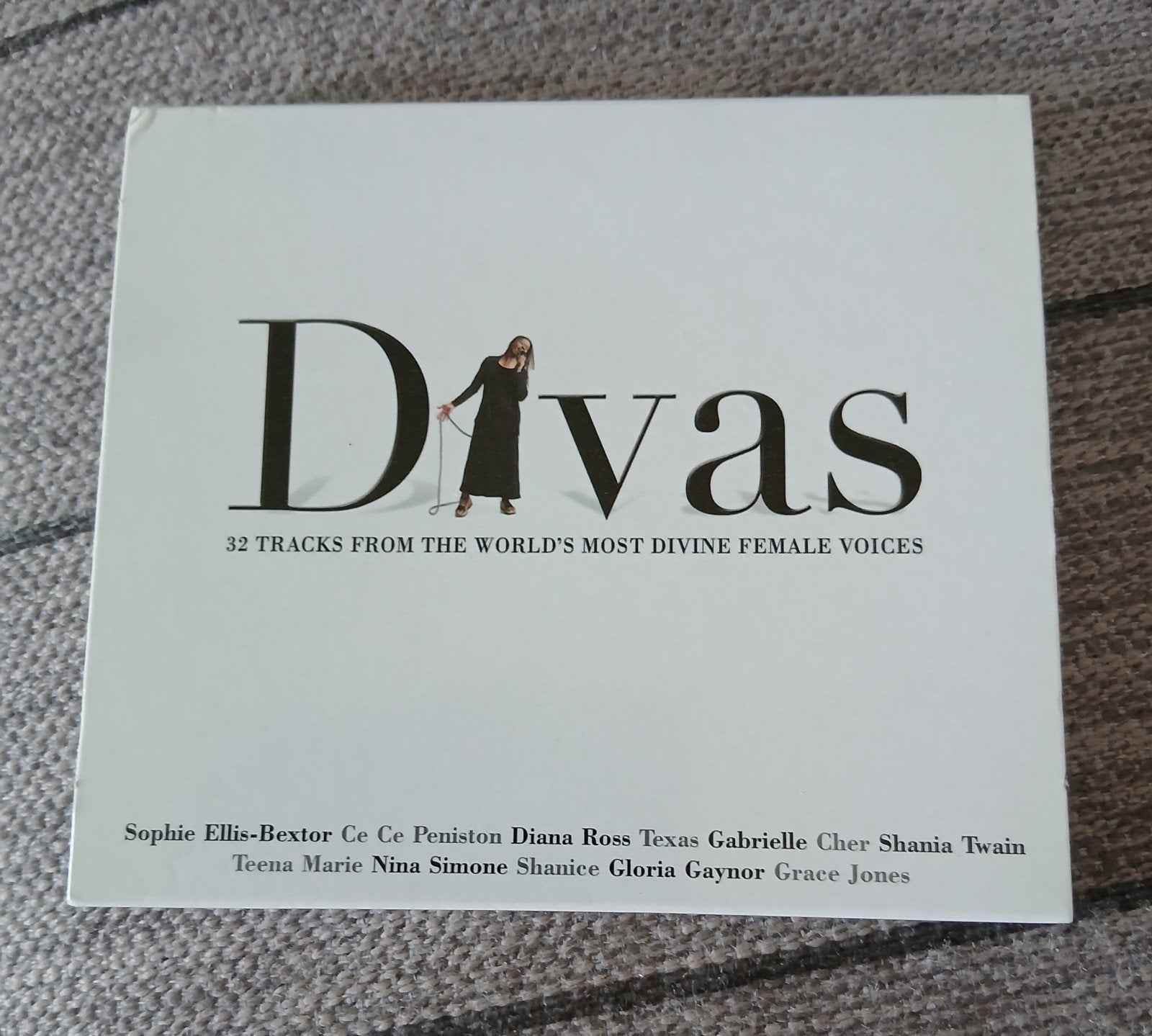 Divas - goddelijke vrouwelijke stemmen, Pop, Ophalen of Verzenden, Zo goed als nieuw, Verzamelalbum