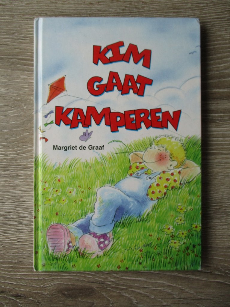 Kim gaat kamperen - Margriet de Graaf, Ophalen of Verzenden, Gelezen, Fictie algemeen