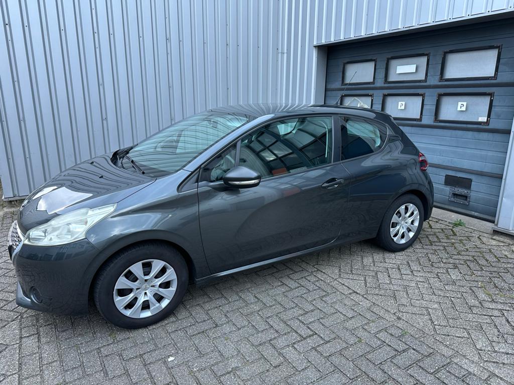Peugeot 208 1.0 VTI 50KW/68PK 3-D 2013 Grijs, Auto's, Voorwielaandrijving, Isofix, Origineel Nederlands, Particulier