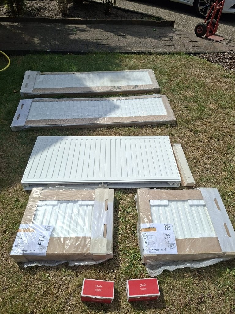 5x nieuwe paneelradiatoren wit - 60, 135 & 180 cm - Nieuw, Ophalen, 30 tot 80 cm, Radiator, Nieuw