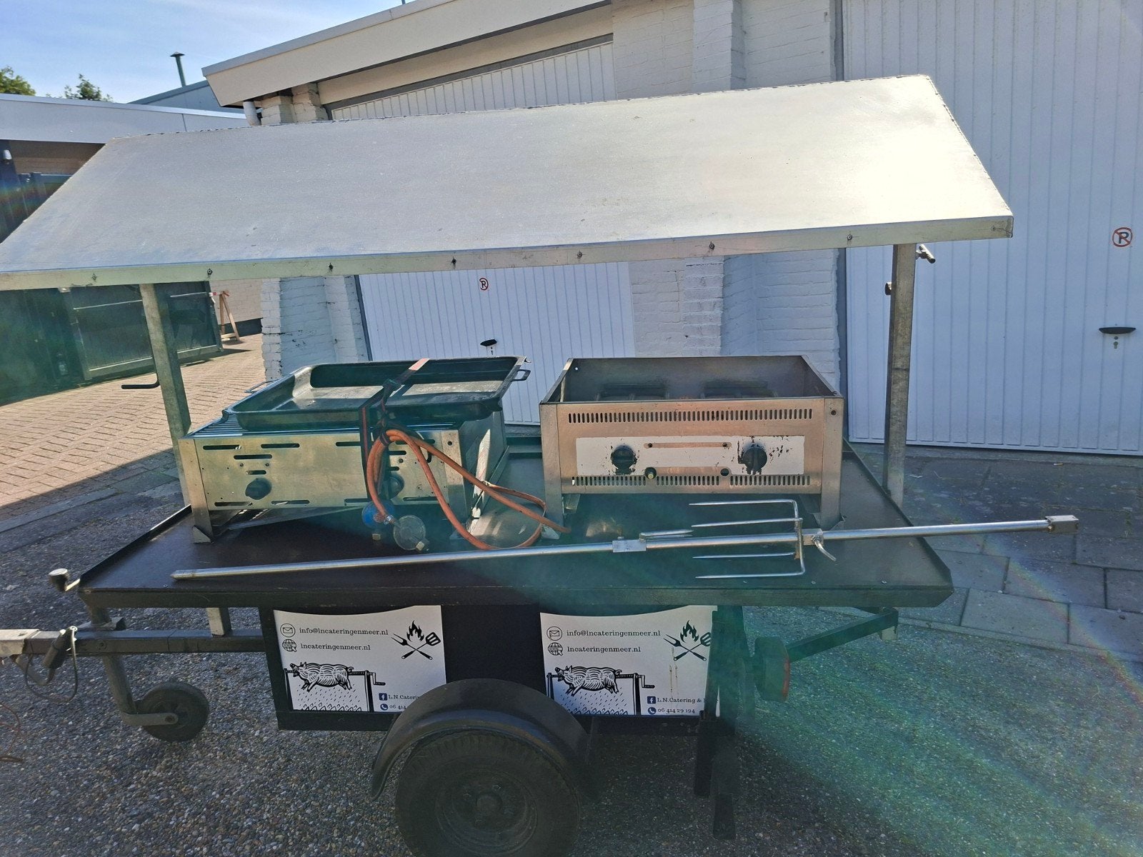 Complete RVS catering/BBQ wagen, Ophalen