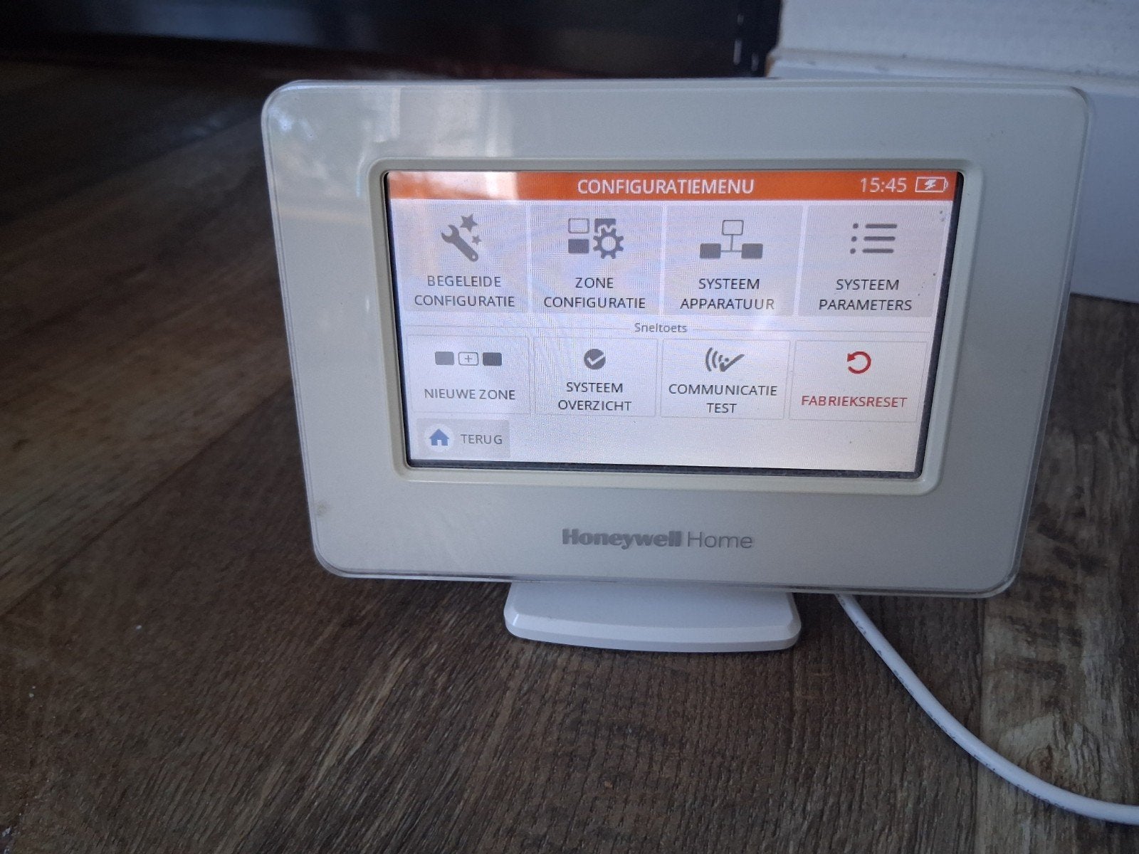 Honeywell Home Evotouch, Doe-het-zelf en Verbouw, Ophalen of Verzenden, Slimme thermostaat, Gebruikt