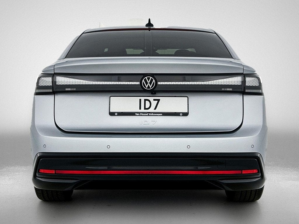 Volkswagen ID.7 Pro Business 77 kWh 286 PK | IQ Lights | Ele, Auto's, Volkswagen, Automaat, 595 km, 2084 kg, 1000 kg