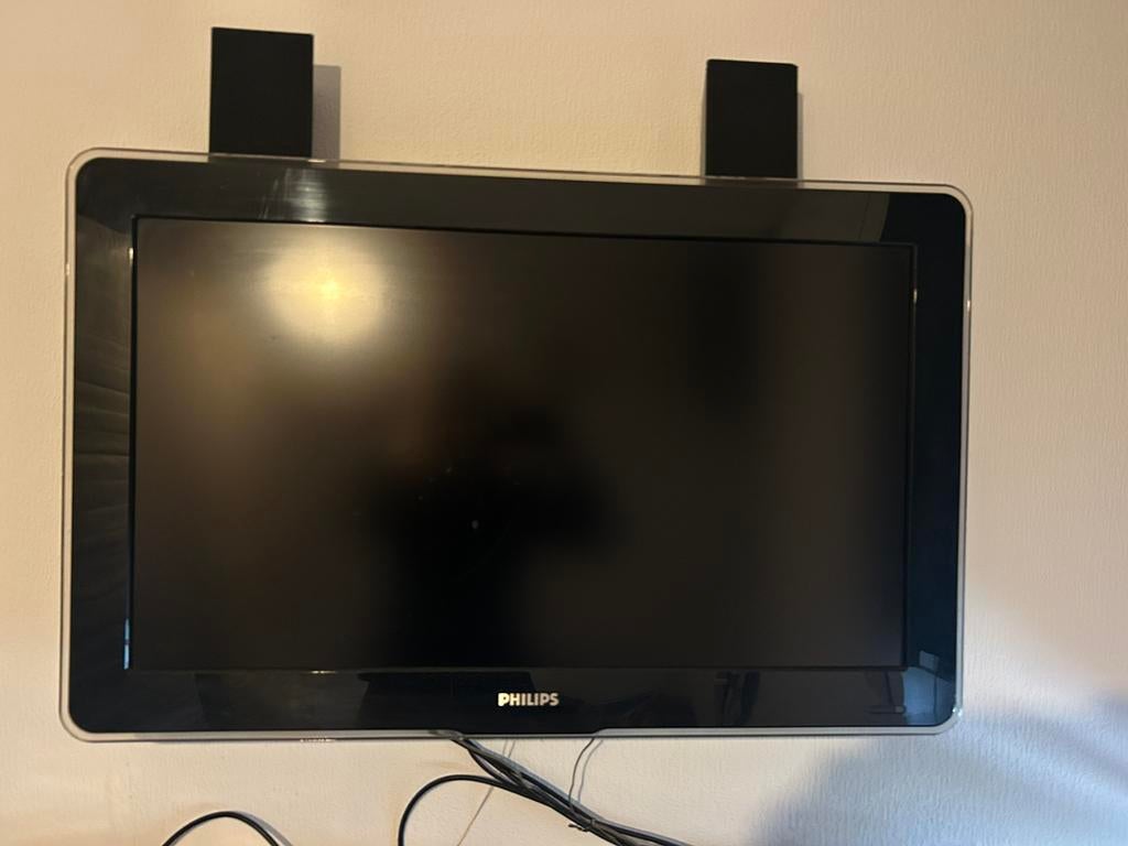 Philips tv met beugel, Ophalen, Philips, 50 Hz, Zo goed als nieuw