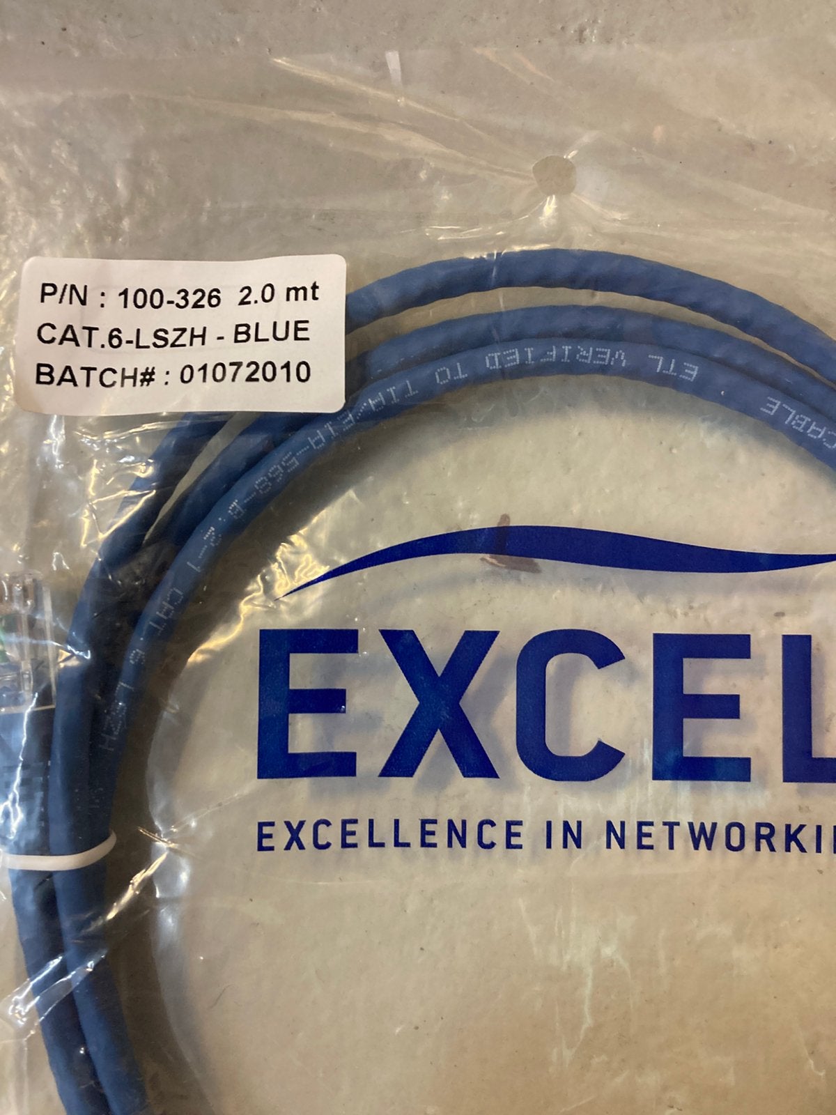 30x cat6 utp 2 mtr nieuw!, Ophalen of Verzenden, Zo goed als nieuw