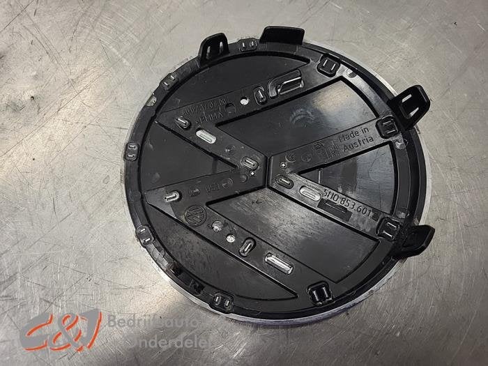 Embleem van een Volkswagen Caddy, Gebruikt, -, Volkswagen, -