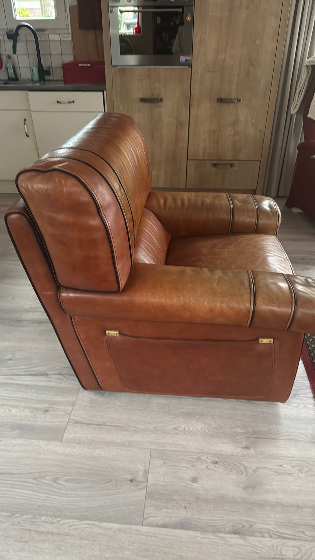 Zware lederen fauteuil, Ophalen, Gebruikt, 50 tot 75 cm, Leer