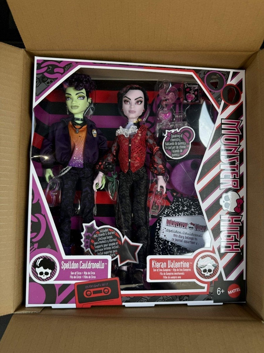 Monster High Spelldon en Kieran Pride Pack Skullector Dolls, Verzamelen, Poppen, Ophalen, Nieuw, Pop