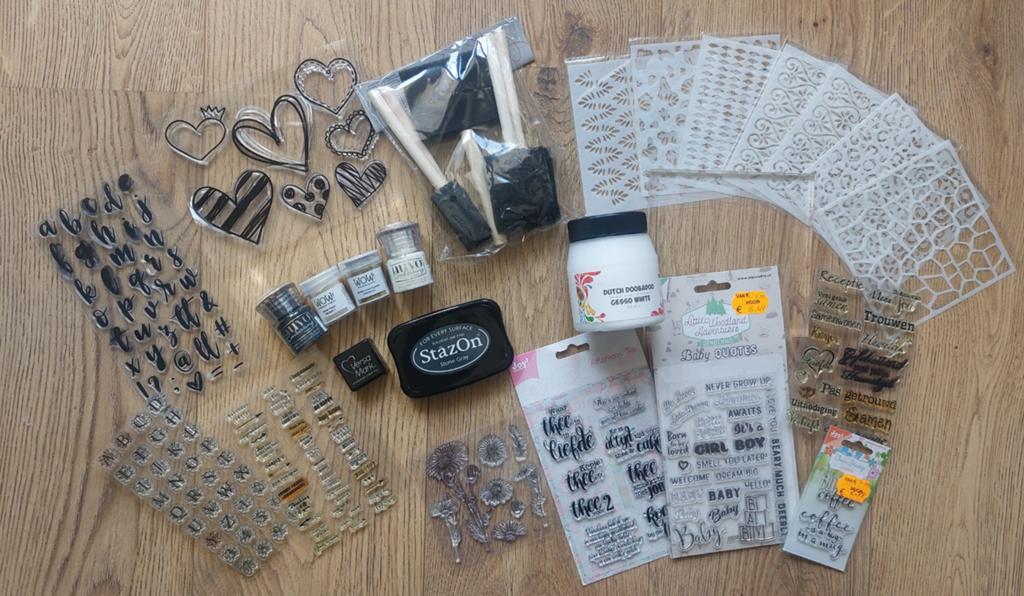 Diverse hobby spullen: stempels, inkt, embossing poeder, Ophalen, Gebruikt, Clearstamp