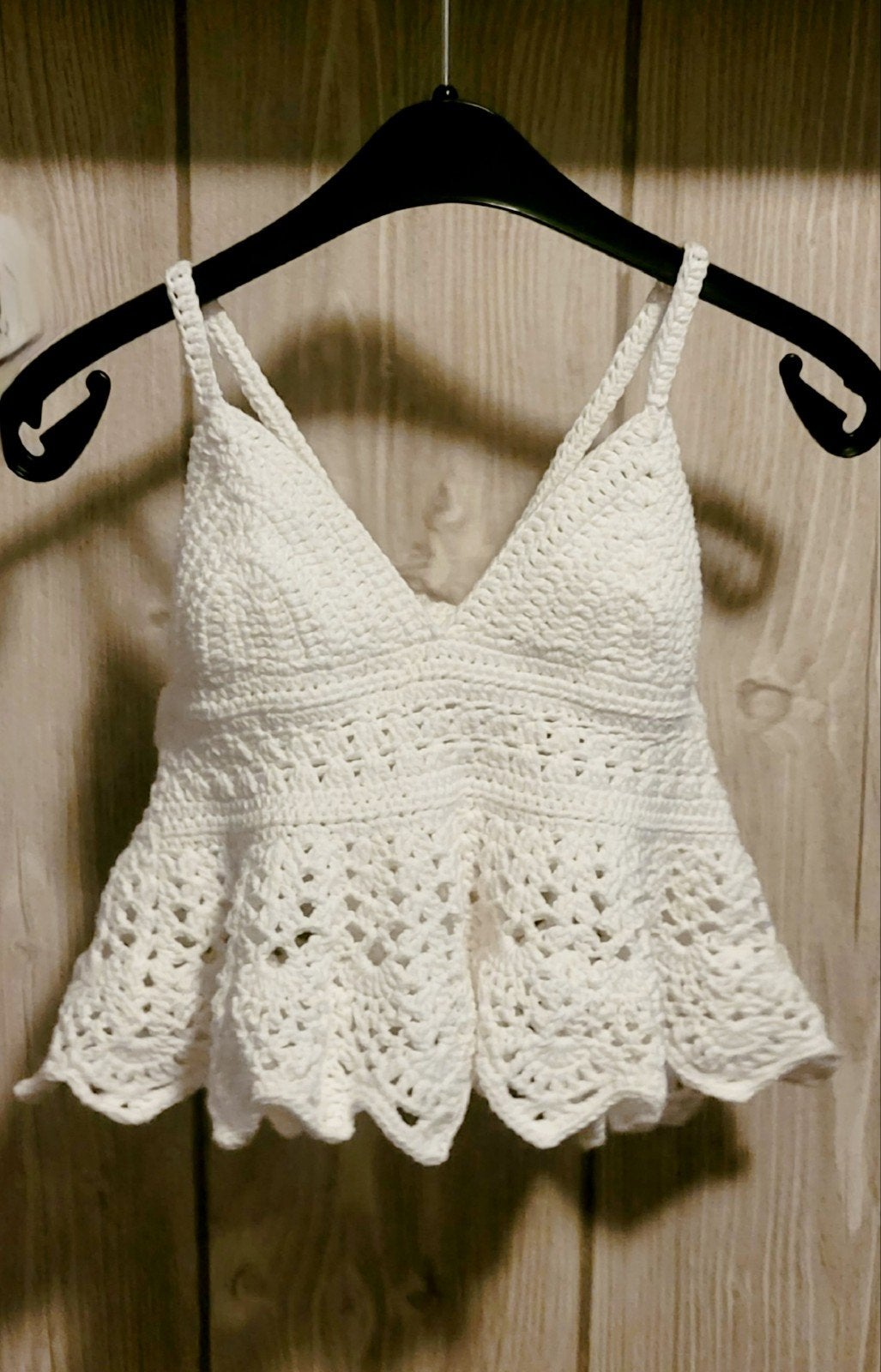 GEHAAKT meisjestopje, wijd uitlopend in katoen/acryl, Kinderen en Baby's, Kinderkleding | Maat 146, Ophalen of Verzenden, Nieuw
