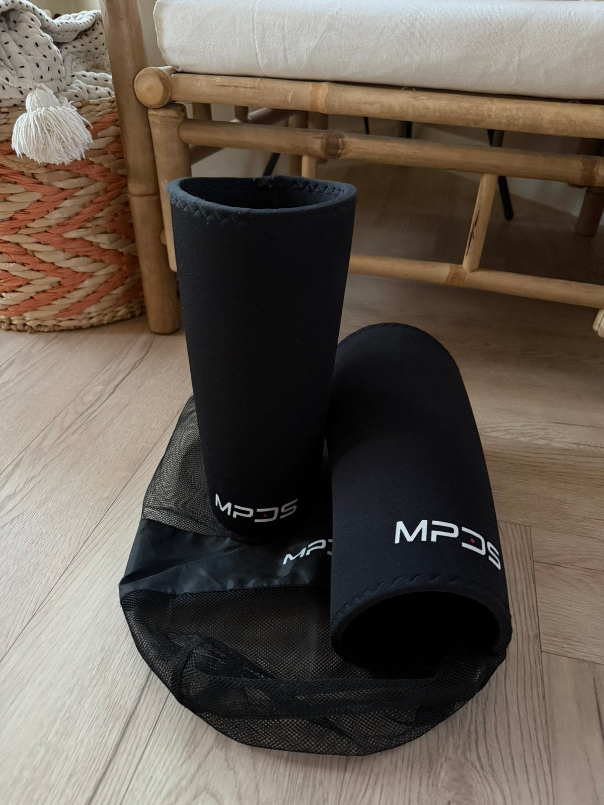 MPDS knee sleeve maat L powerlifting, Ophalen of Verzenden, Zo goed als nieuw