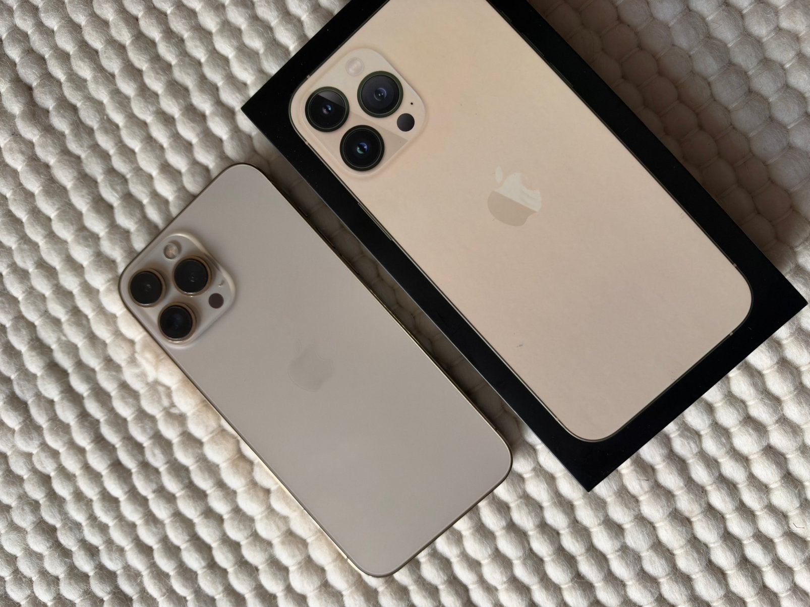 Foto 2 van Iphone 13 pro max 128GB (geen beschadigingen!)