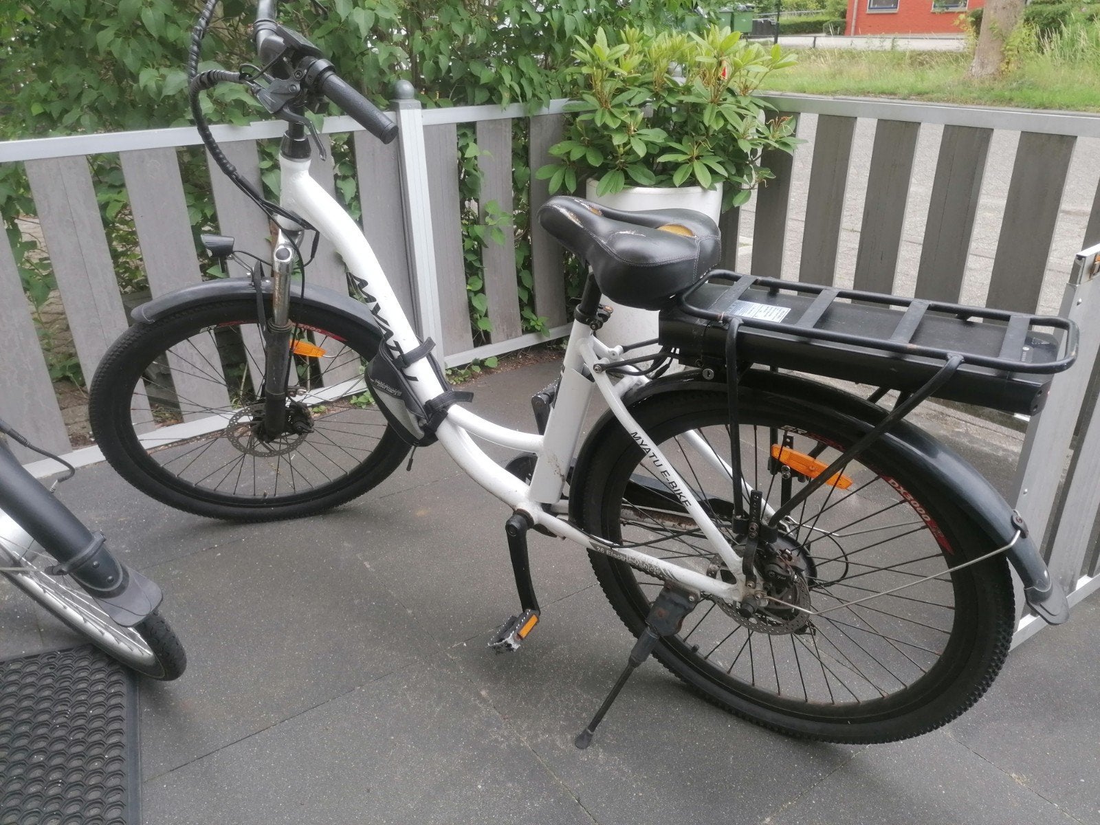 Elektrische fiets e-bike opknapper met een prima accu, Ophalen, Gebruikt, 30 tot 50 km per accu, Overige merken