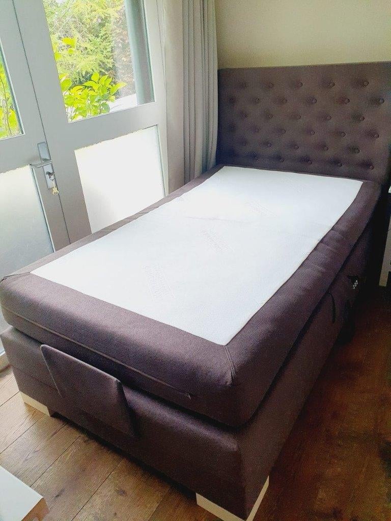 Een-persoons Swiss Sense boxspring bed (elektrisch), Ophalen, Elektrisch boxspring, Eenpersoons, Bruin
