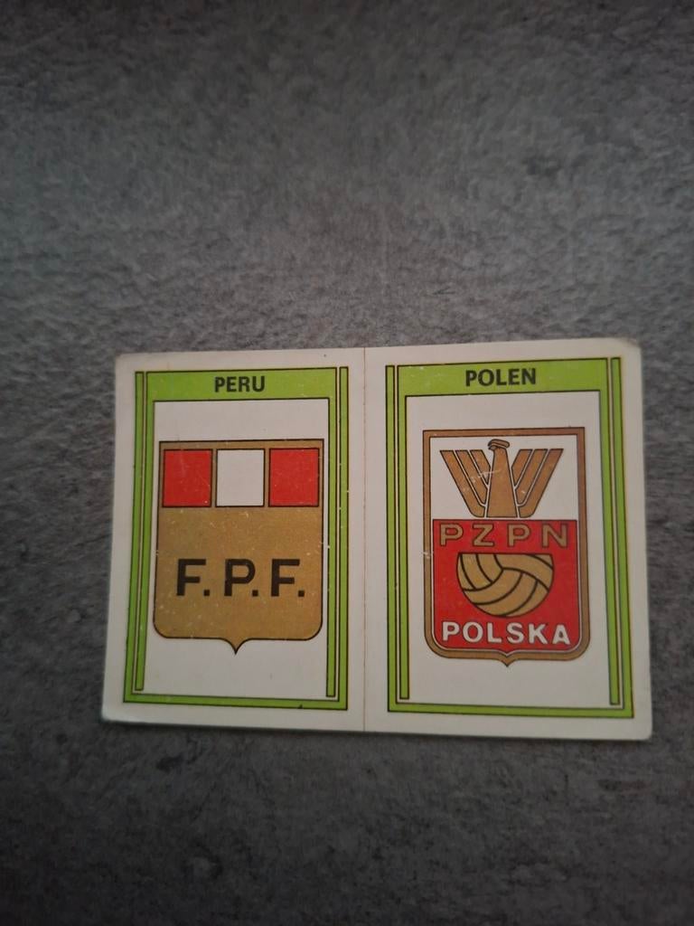 Panini sticker Voetbal 78. Emblemen Peru/Polen., Verzenden, Zo goed als nieuw, Sticker