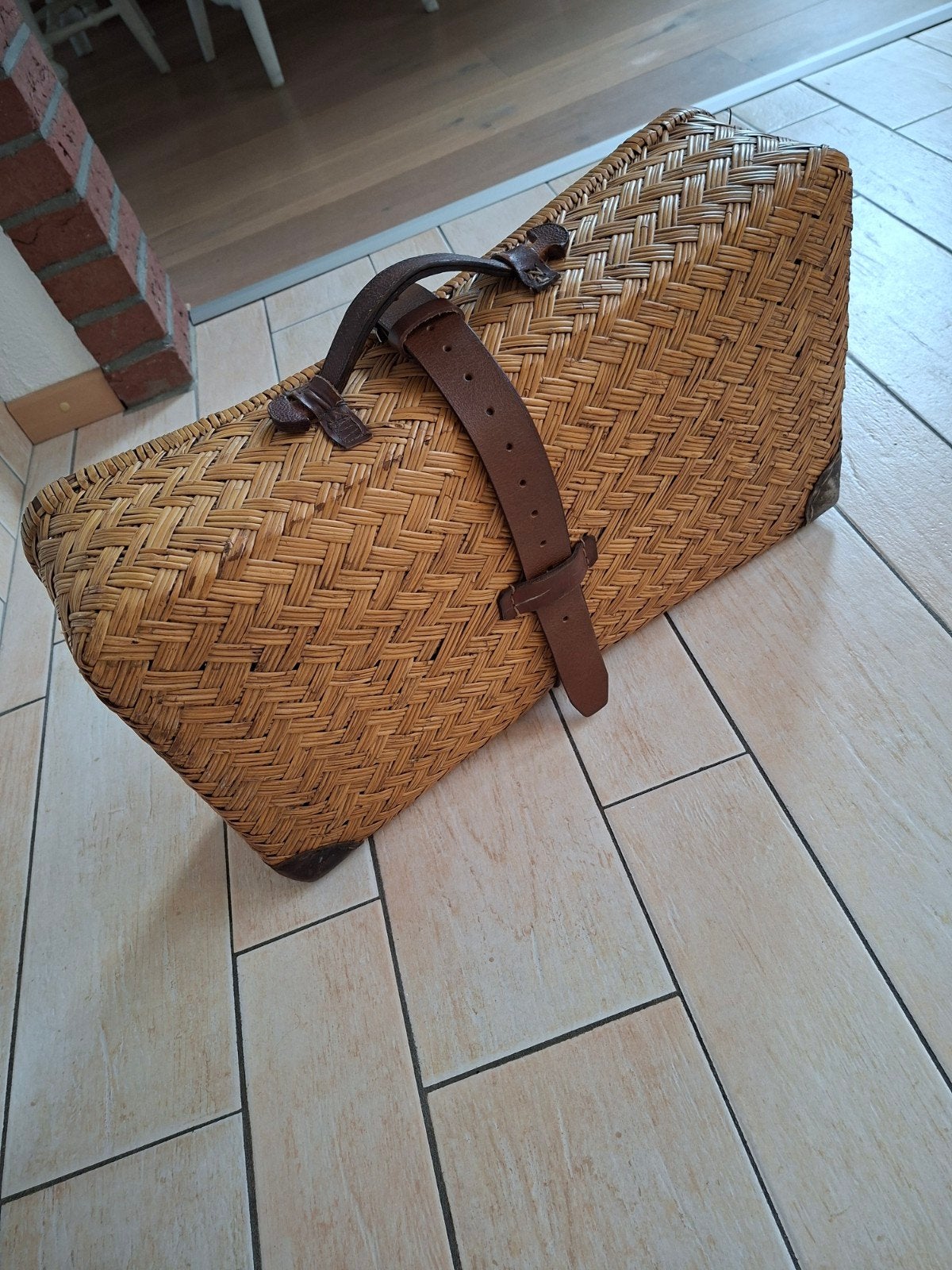 Vintage rieten reiskoffer met leren band, 40 tot 60 cm, 30 cm of meer, Bruin, Minder dan 35 cm
