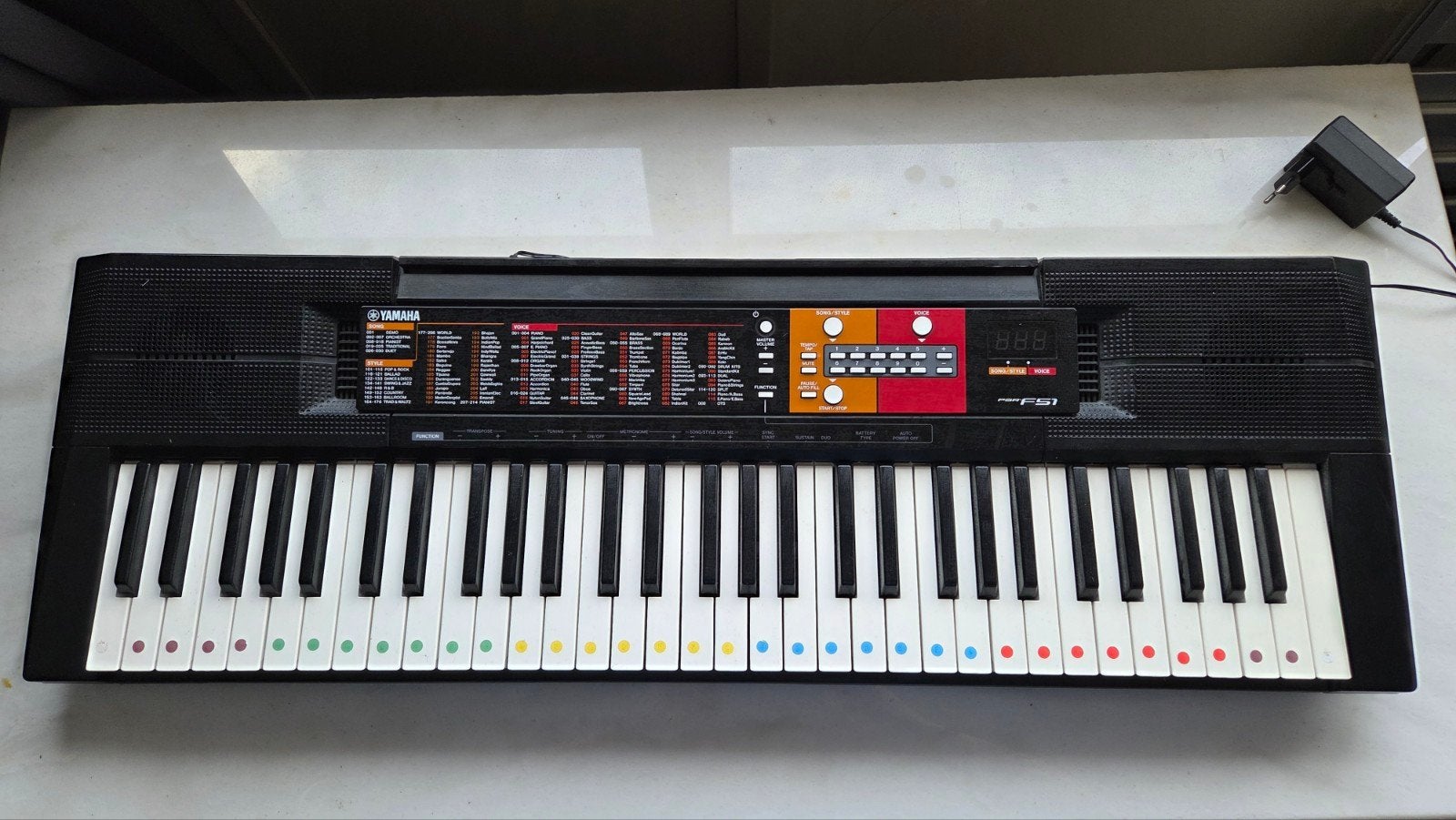 Yamaha PSR-F51 keyboard - Zo goed als nieuw, Muziek en Instrumenten, Ophalen, Zo goed als nieuw, 61 toetsen, Yamaha