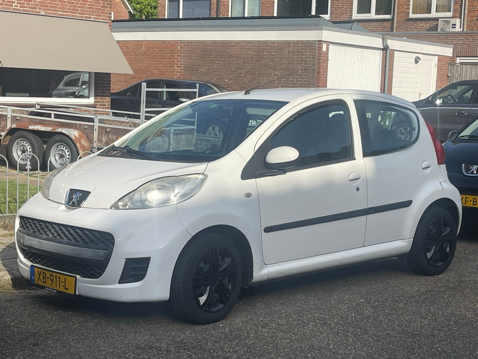 Peugeot 107 1.0 12V 5DR 2009 Wit, Auto's, Voorwielaandrijving, 4 stoelen, Handgeschakeld, Particulier