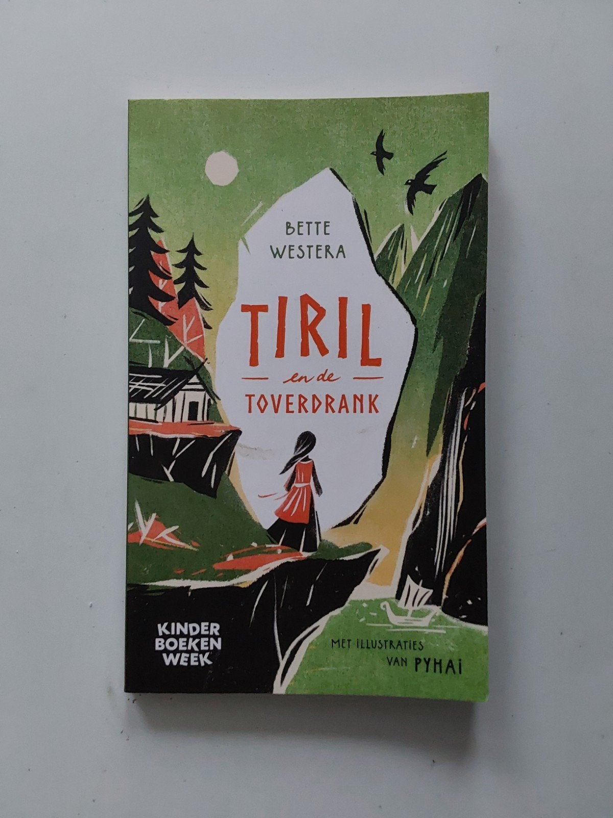 Bette Westera : Tiril en de Toverdrank, Boeken, Ophalen of Verzenden, Zo goed als nieuw, Bette Westera