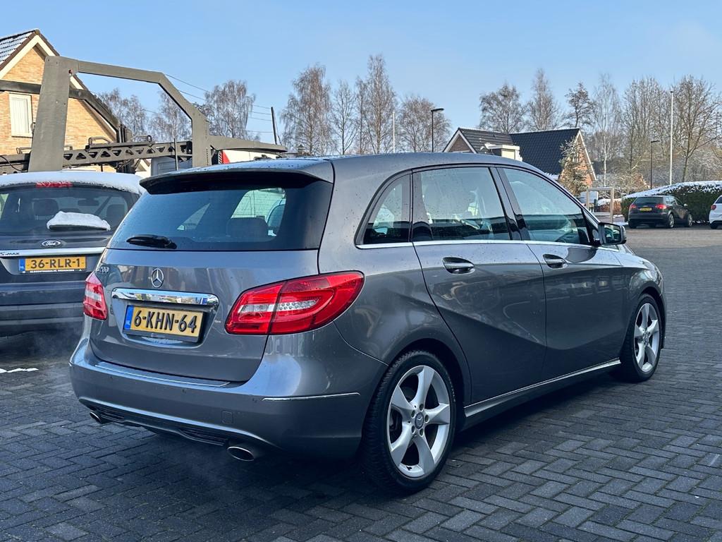 Mercedes-Benz B-klasse 200 Aut | Ambition | Pano | Navi | Xe, 1325 kg, Euro 6, Bedrijf, Zilver of Grijs