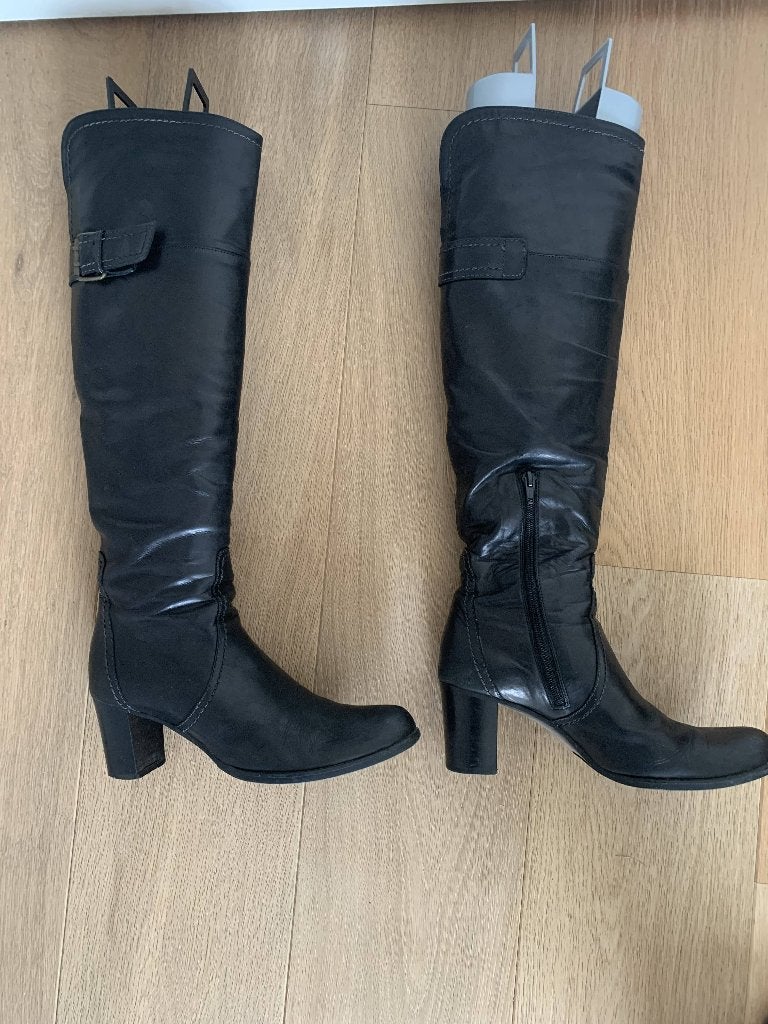 Leren laarzen Maat 37 1/2, Ophalen of Verzenden, Zo goed als nieuw, Zwart, Hoge laarzen