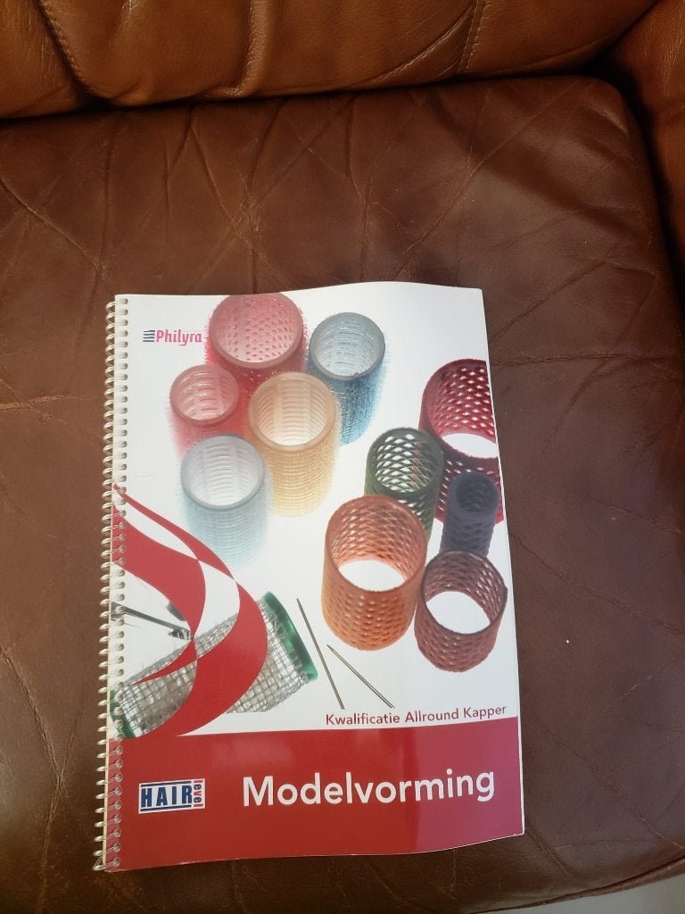 kappersboeken, Ophalen of Verzenden, Zo goed als nieuw
