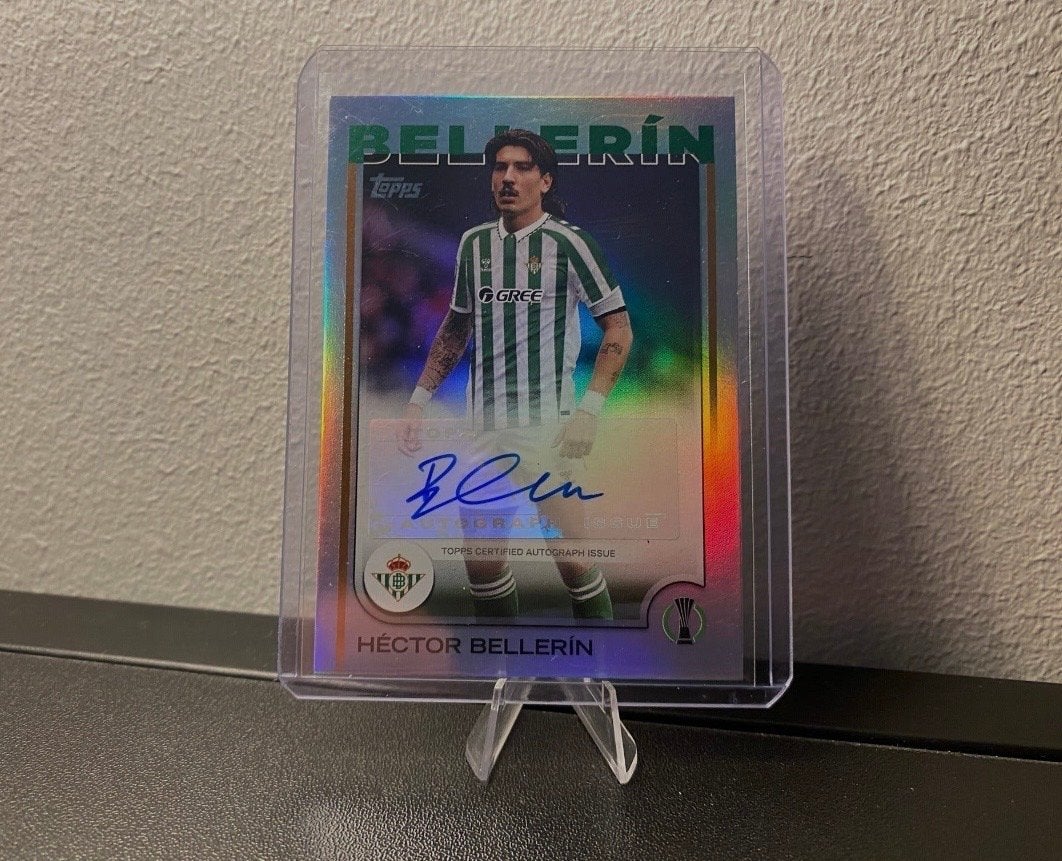 Héctor Bellerín Topps Autograph Kaart Real Betis 2024/25, Ophalen of Verzenden, Zo goed als nieuw, Buitenlandse clubs, Spelerskaart