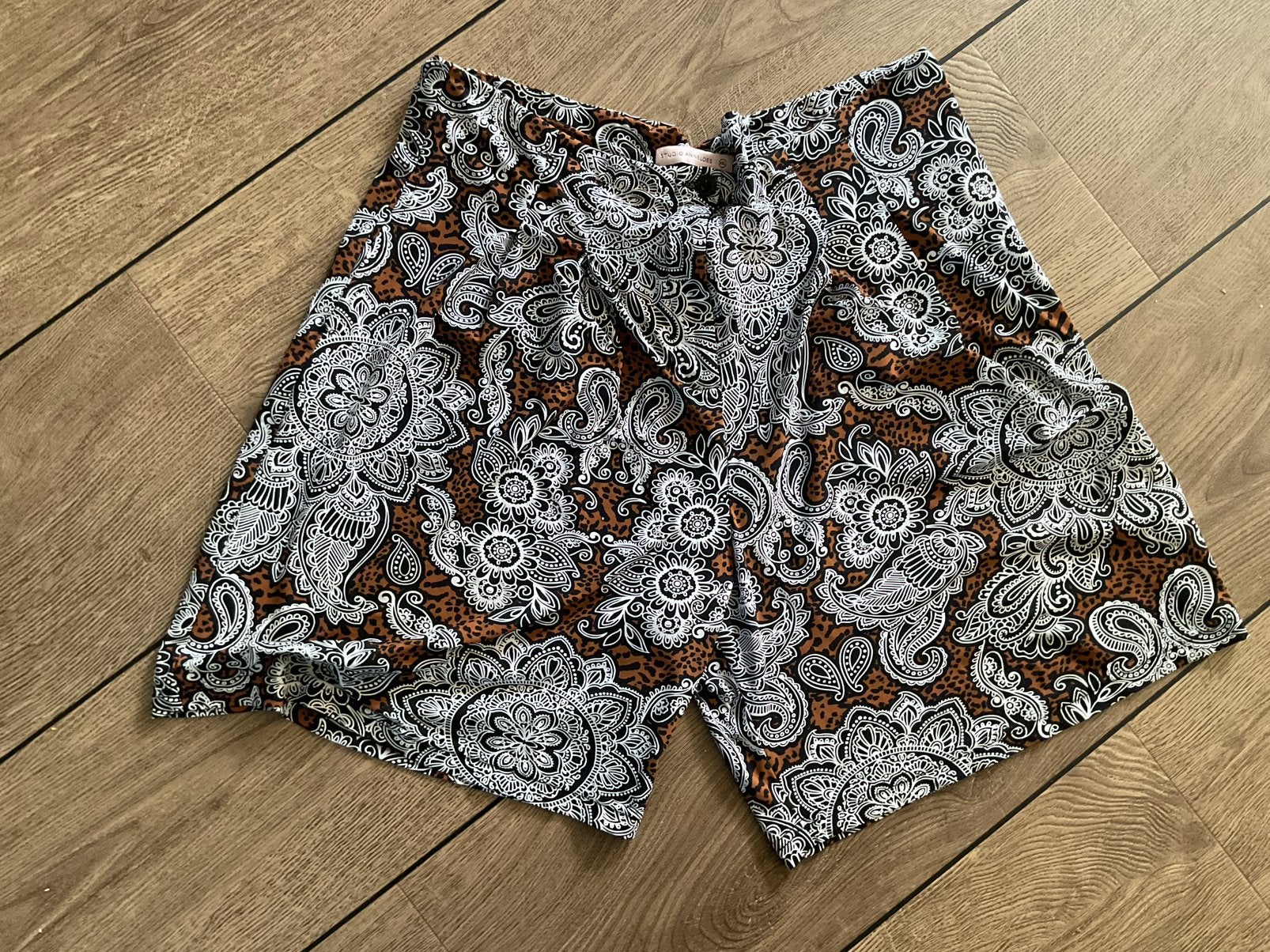 Studio Anneloes Broekje xxl, Verzenden, Zo goed als nieuw, Maat 46/48 (XL) of groter, Kort