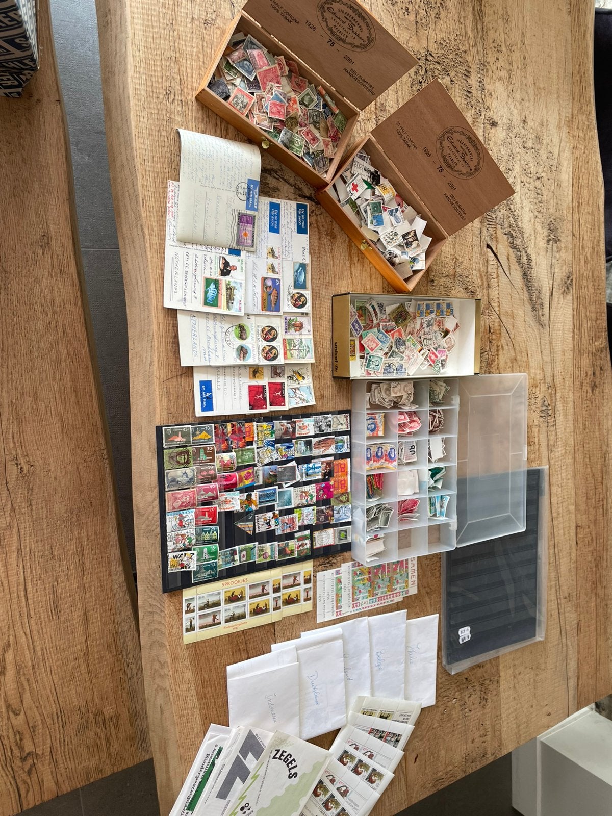 Postzegelverzameling, Postzegels en Munten, Ophalen, Nederland en Buitenland