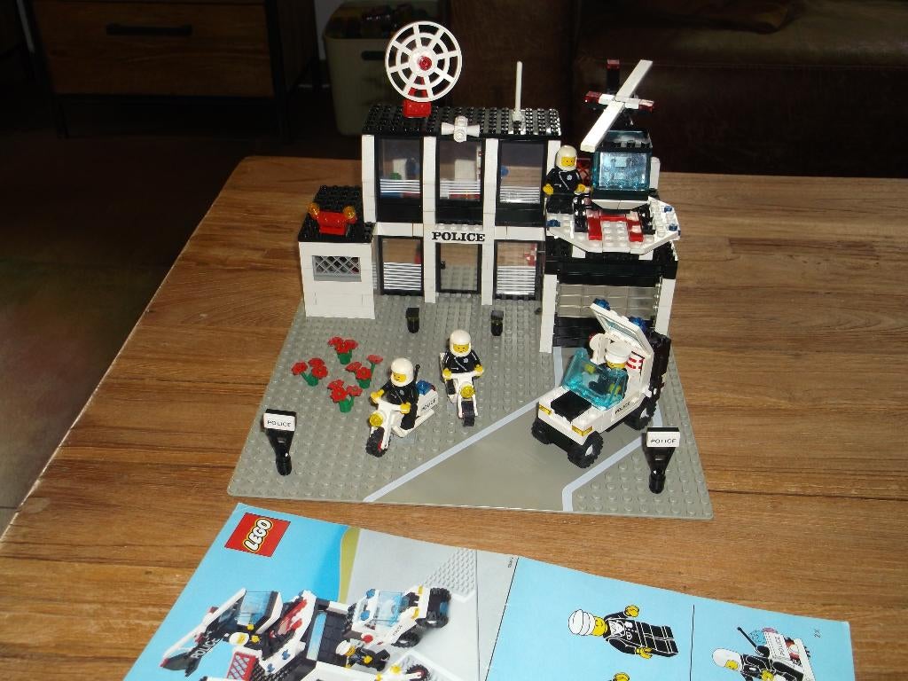 lego 6386 Police Command Base, Kinderen en Baby's, Speelgoed | Duplo en Lego, Gebruikt, Lego, Ophalen of Verzenden, Complete set
