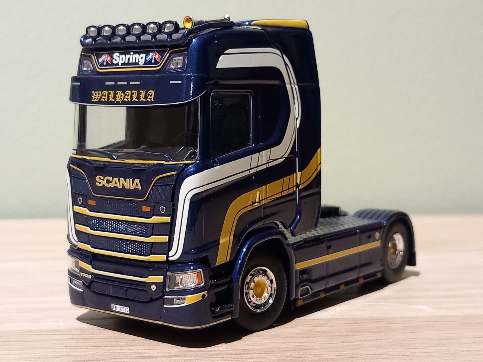 Tekno Spring, Ophalen of Verzenden, Zo goed als nieuw, Bus of Vrachtwagen, Tekno