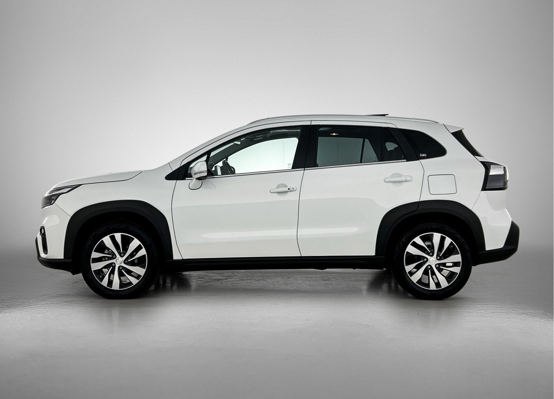 Suzuki S-Cross 1.4 Boosterjet Style Smart Hybrid | Apple Car, Voorwielaandrijving, Stof, Gebruikt, 4 cilinders