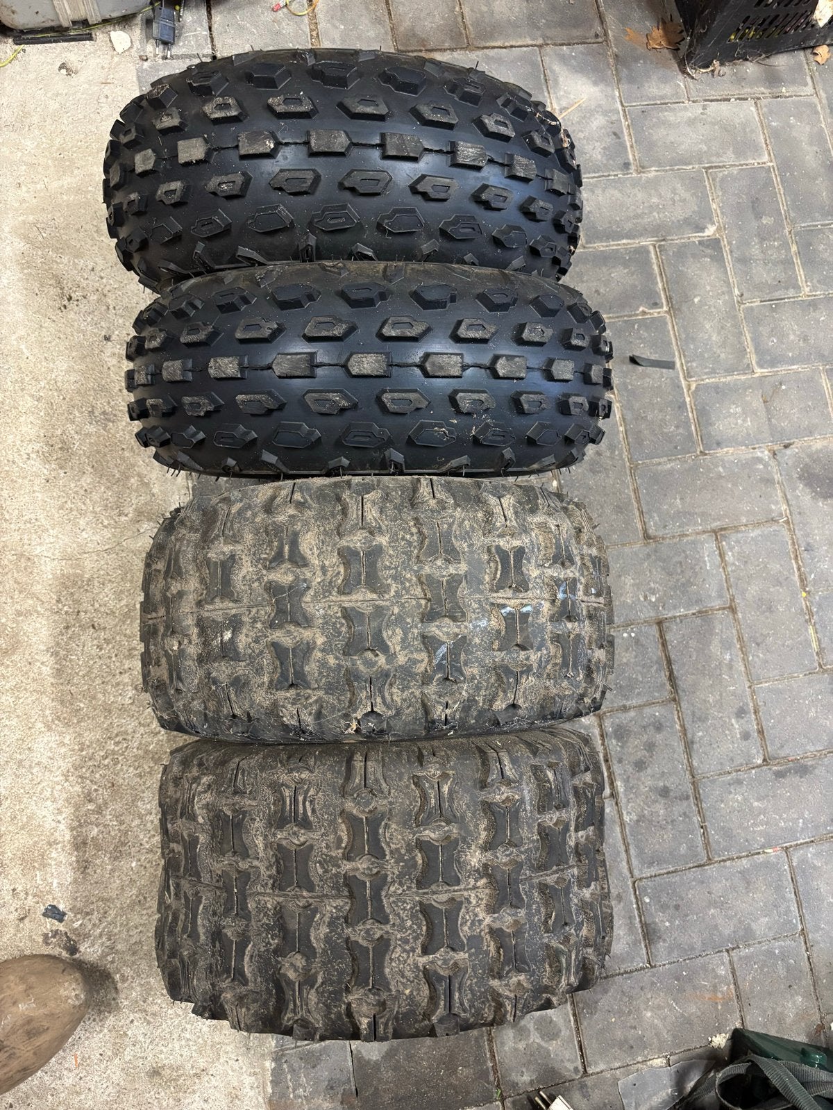 4 qaud banden met velgen (2x 19x7.00-8, 2x 18x9.50-8), Fietsen en Brommers, Ophalen, Gebruikt